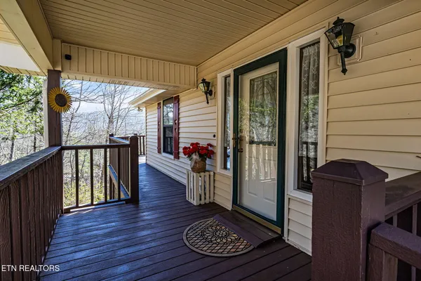 $578,900 | 3132 Wears Overlook Lane, Sevierville, TN 37862