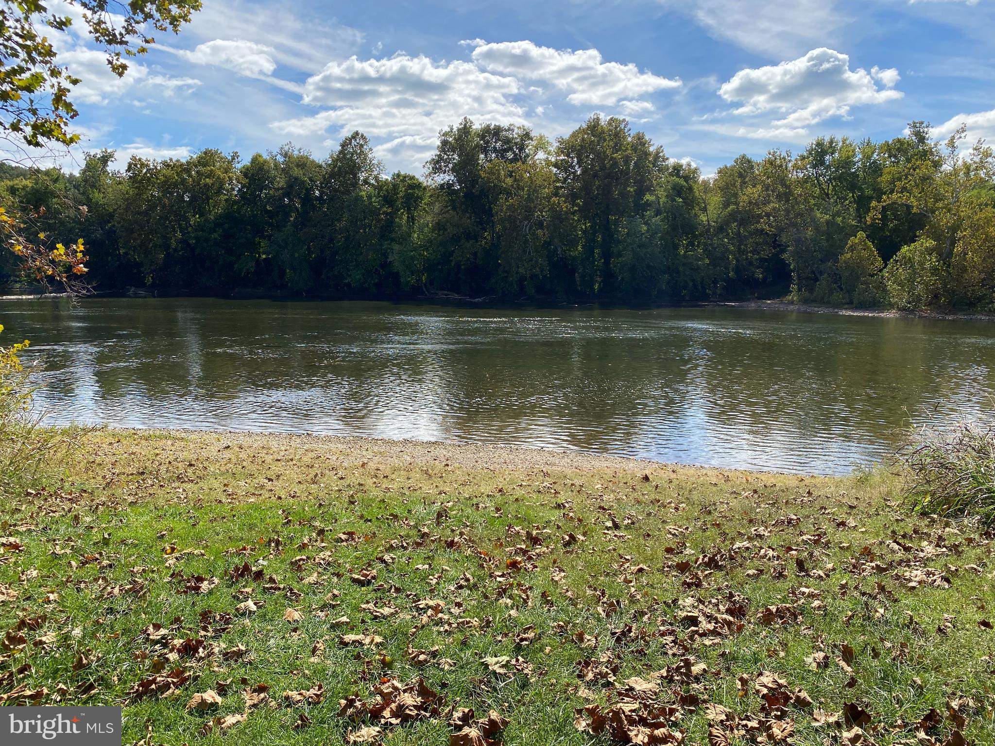 0 Cardinal Lane Boyce, VA 22620 - Photo 26 of 40 Beachy access to river