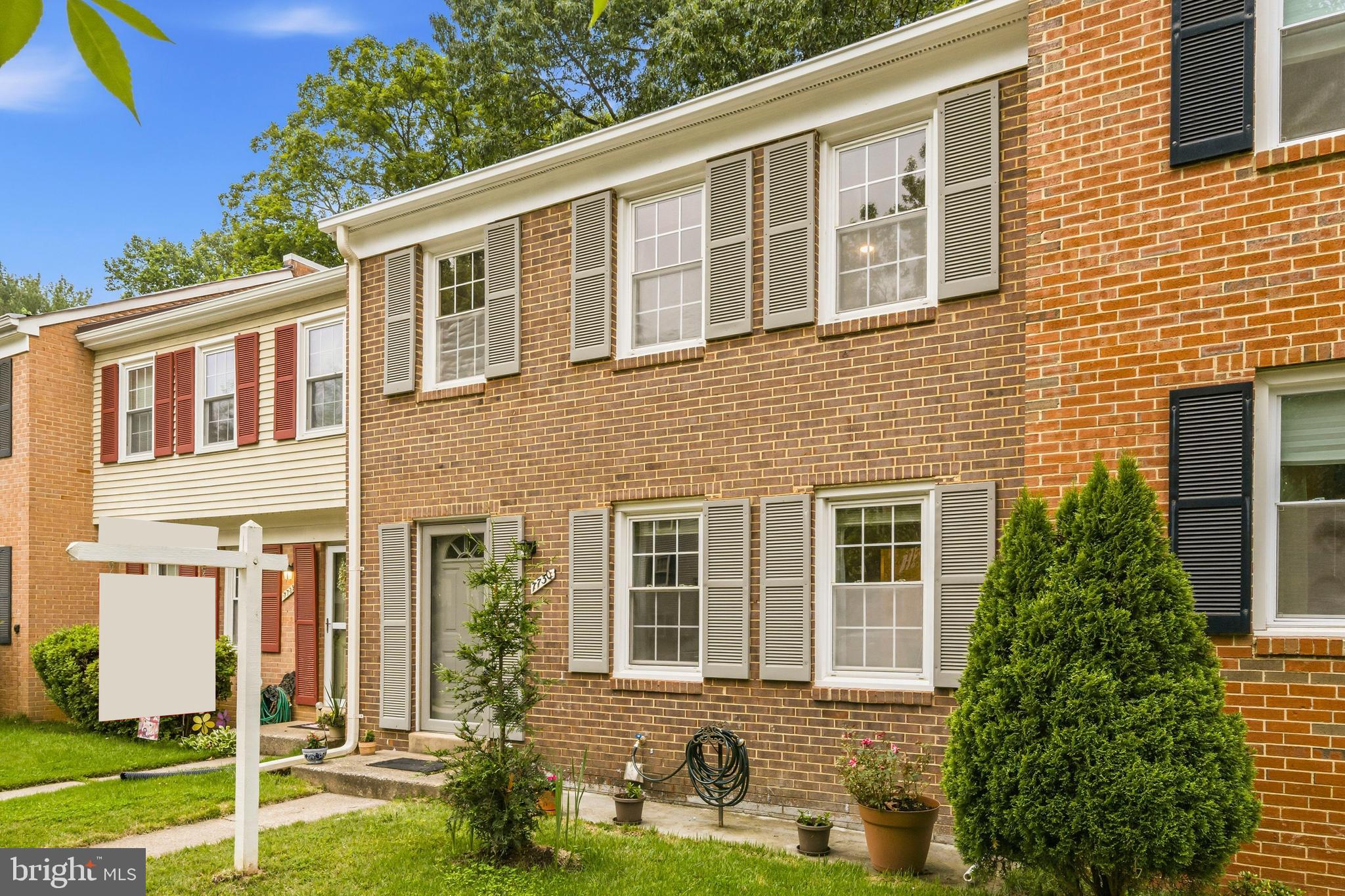 7730 Brandeis Way Springfield, VA 22153 - Photo 4 of 35