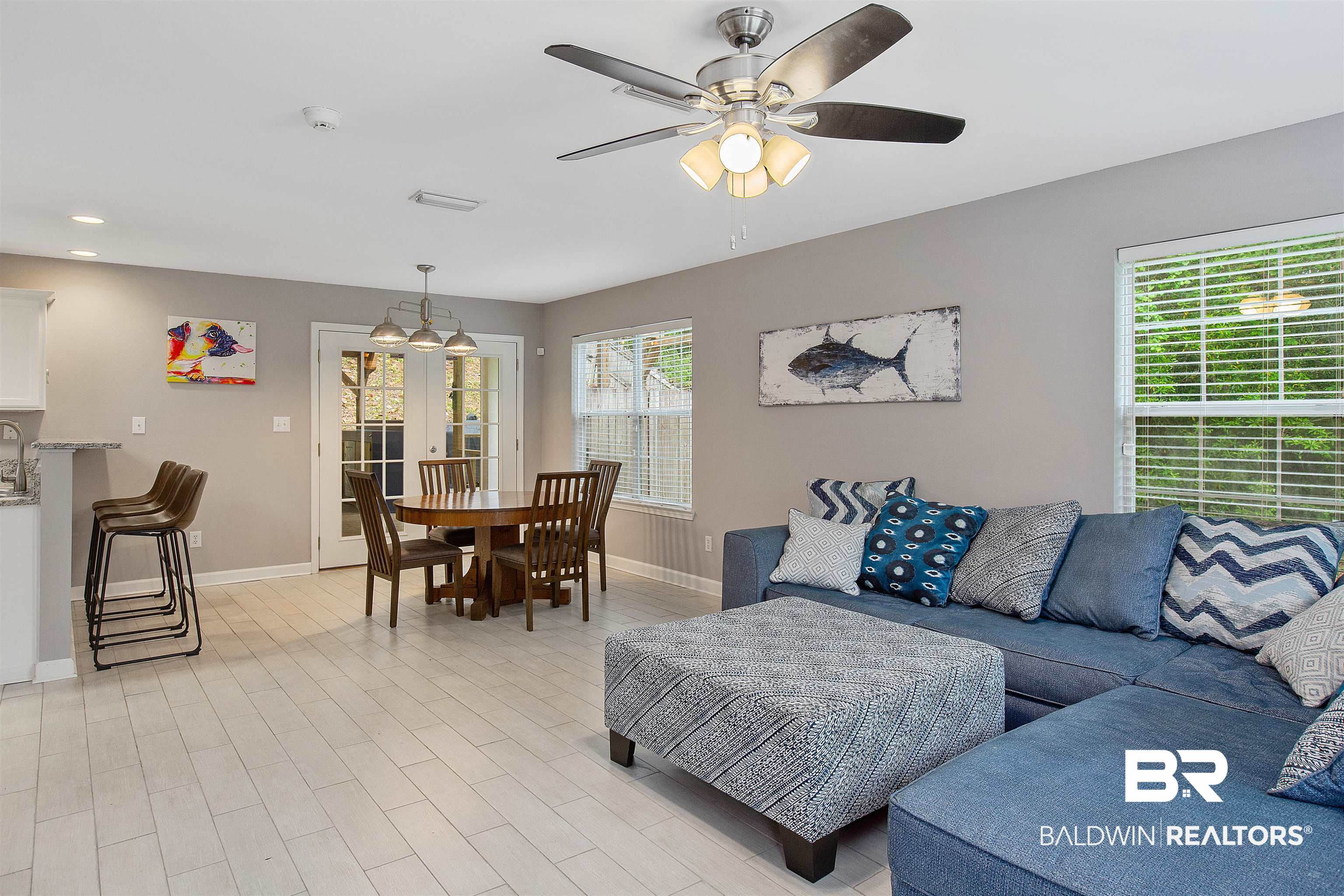 313 Ridgewood Drive Daphne, AL 36526 - Photo 4 of 16 Living/Dining