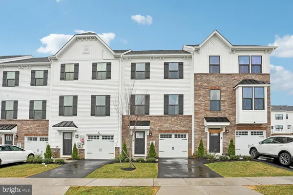 $584,500 | 47 Rosemary Way, Mount Laurel, NJ 08054