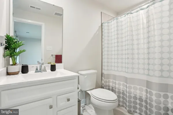 $569,999 | 47 Rosemary Way, Mount Laurel, NJ 08054