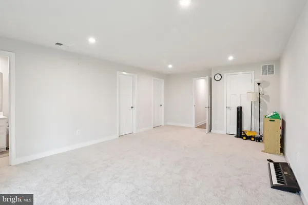 $569,999 | 47 Rosemary Way, Mount Laurel, NJ 08054