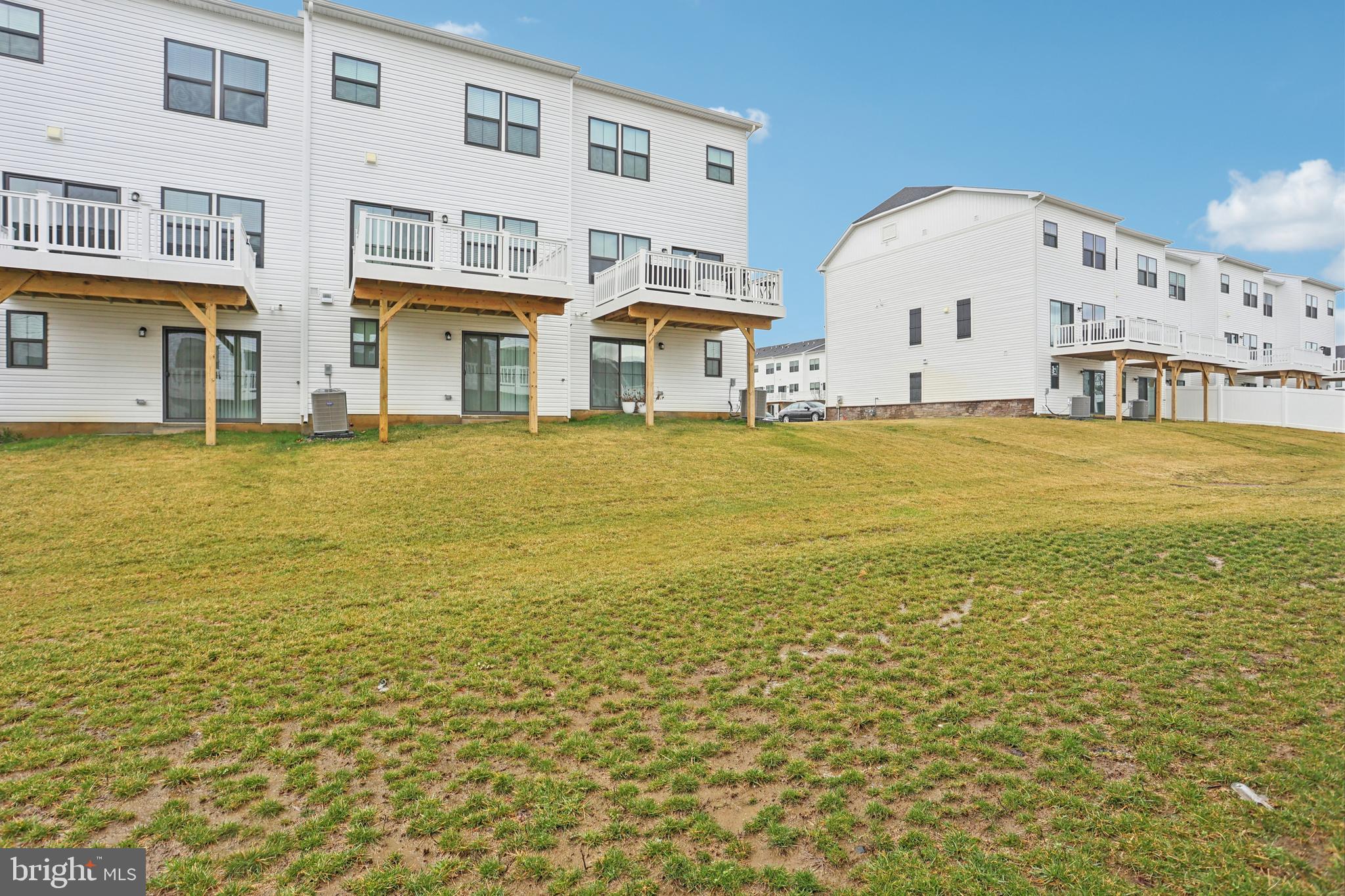 47 Rosemary Way Mount Laurel, NJ 08054 - Photo 41 of 47 a view of an ocean with a building