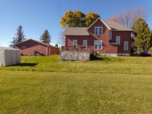 $235,000 | 332 Coe Street, Cashton, WI 54619