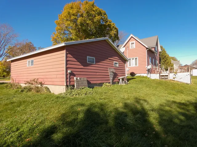 $235,000 | 332 Coe Street, Cashton, WI 54619