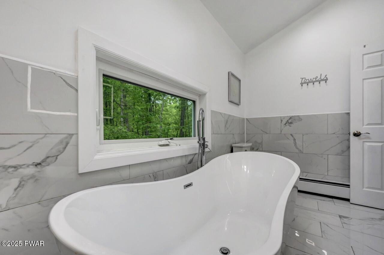 143 East Lakeview Road Lackawaxen, PA 18435 - Photo 57 of 73