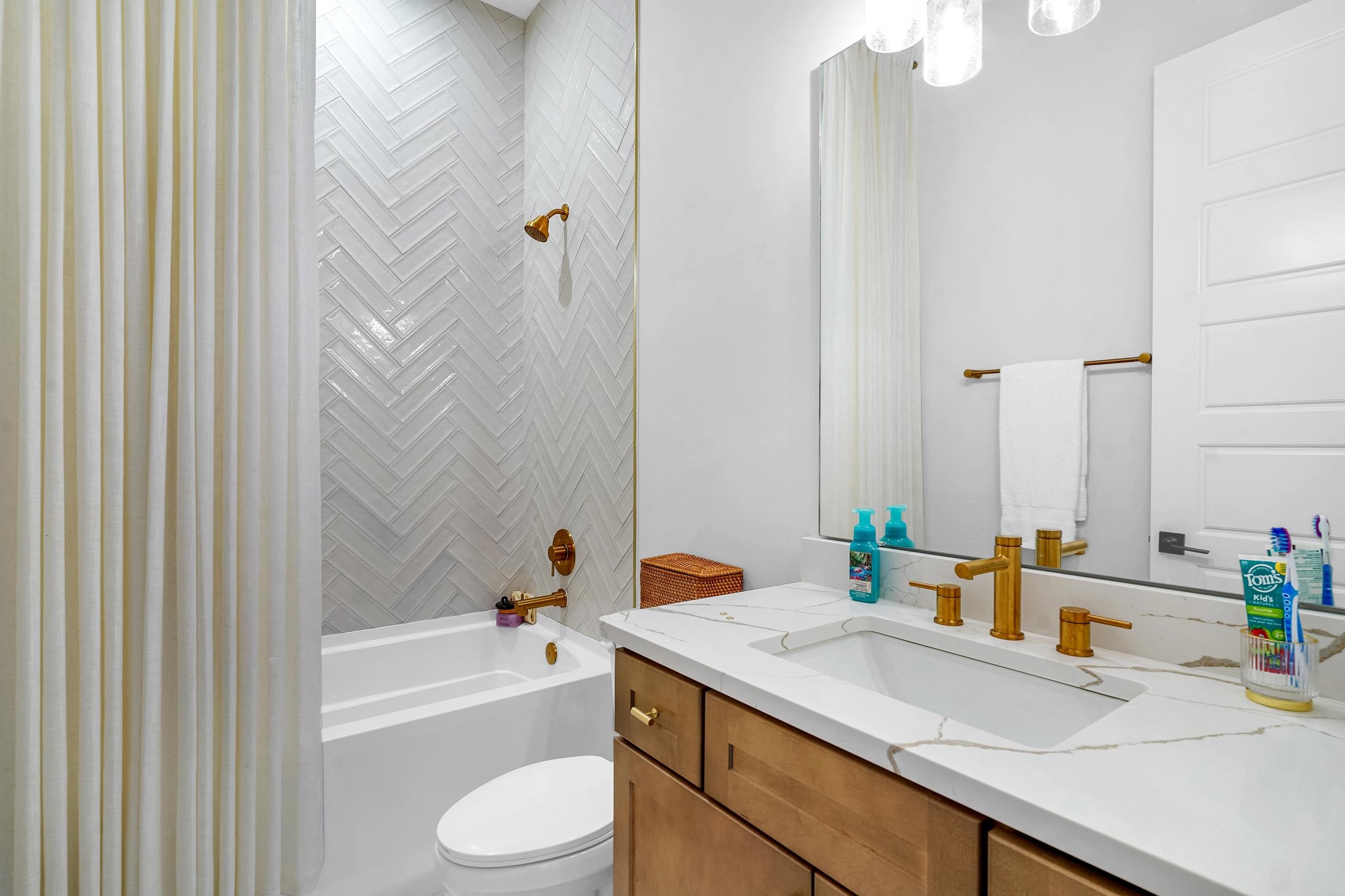 64 Oak Cluster Lane St. Augustine, FL 32092 - Photo 33 of 59 a bathroom with a sink a toilet and shower