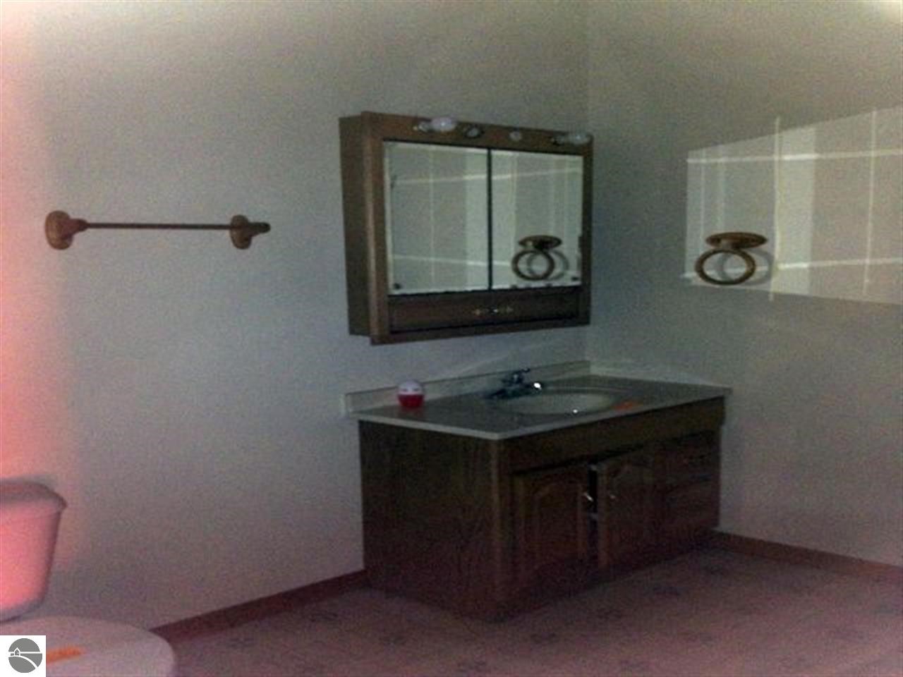 3640 West 18 1/2 Road Mesick, MI 49668 - Photo 11 of 18 1776284-10.JPG