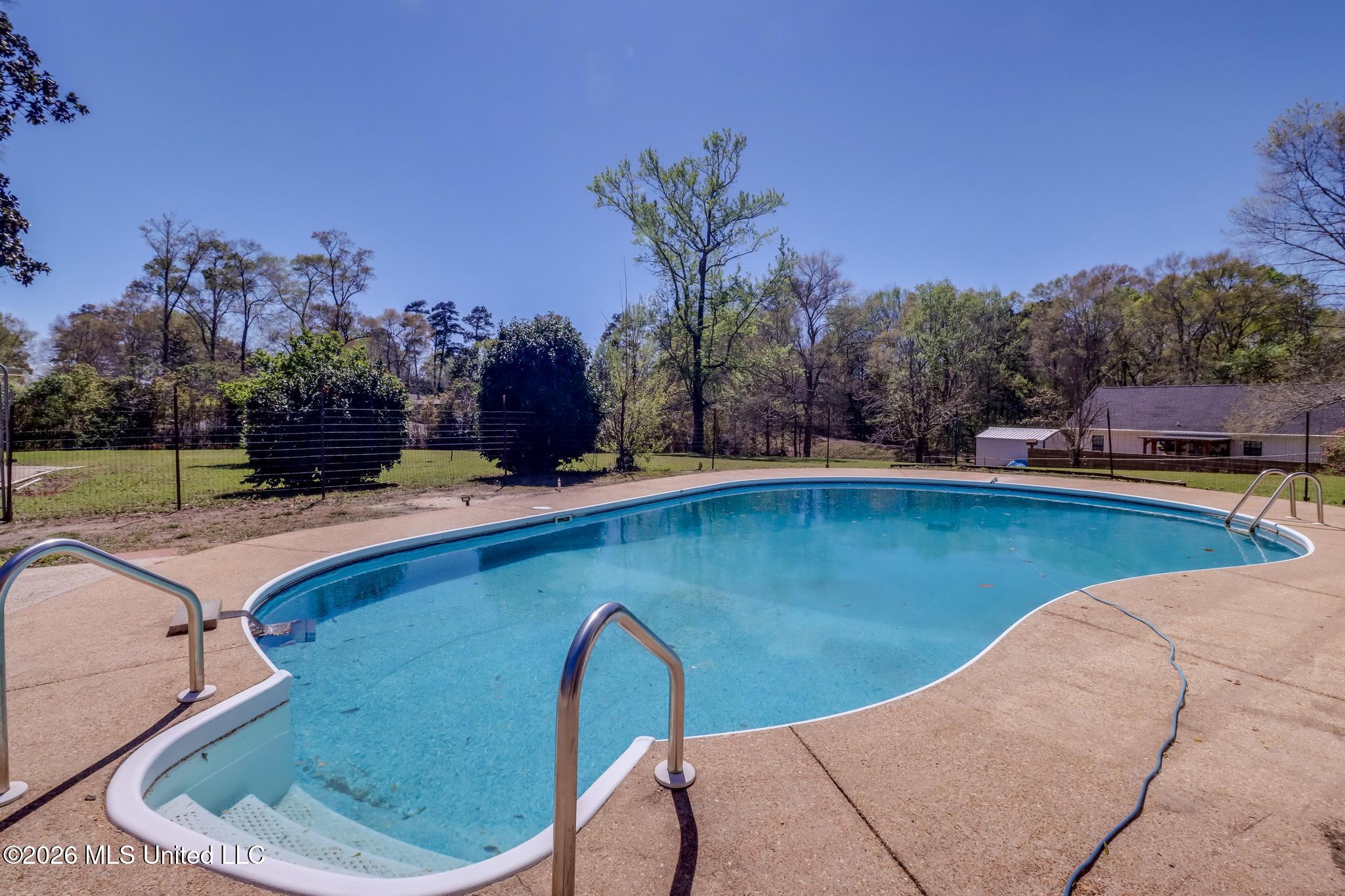 416 Howard Street Wiggins, MS 39577 - Photo 15 of 31 Pool