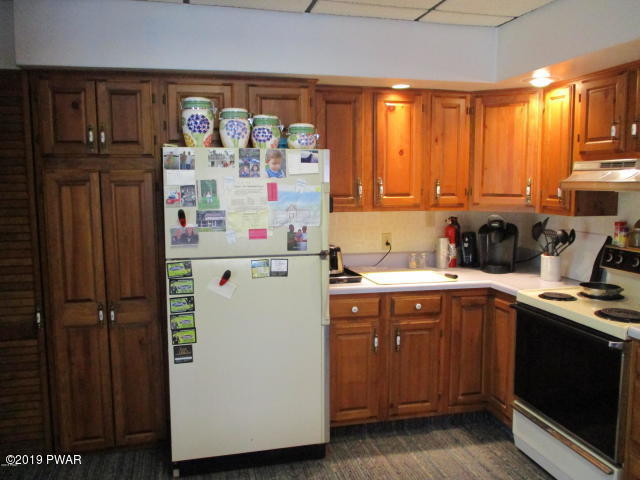 146 Spring Box Lane Lake Ariel, PA 18436 - Photo 11 of 44