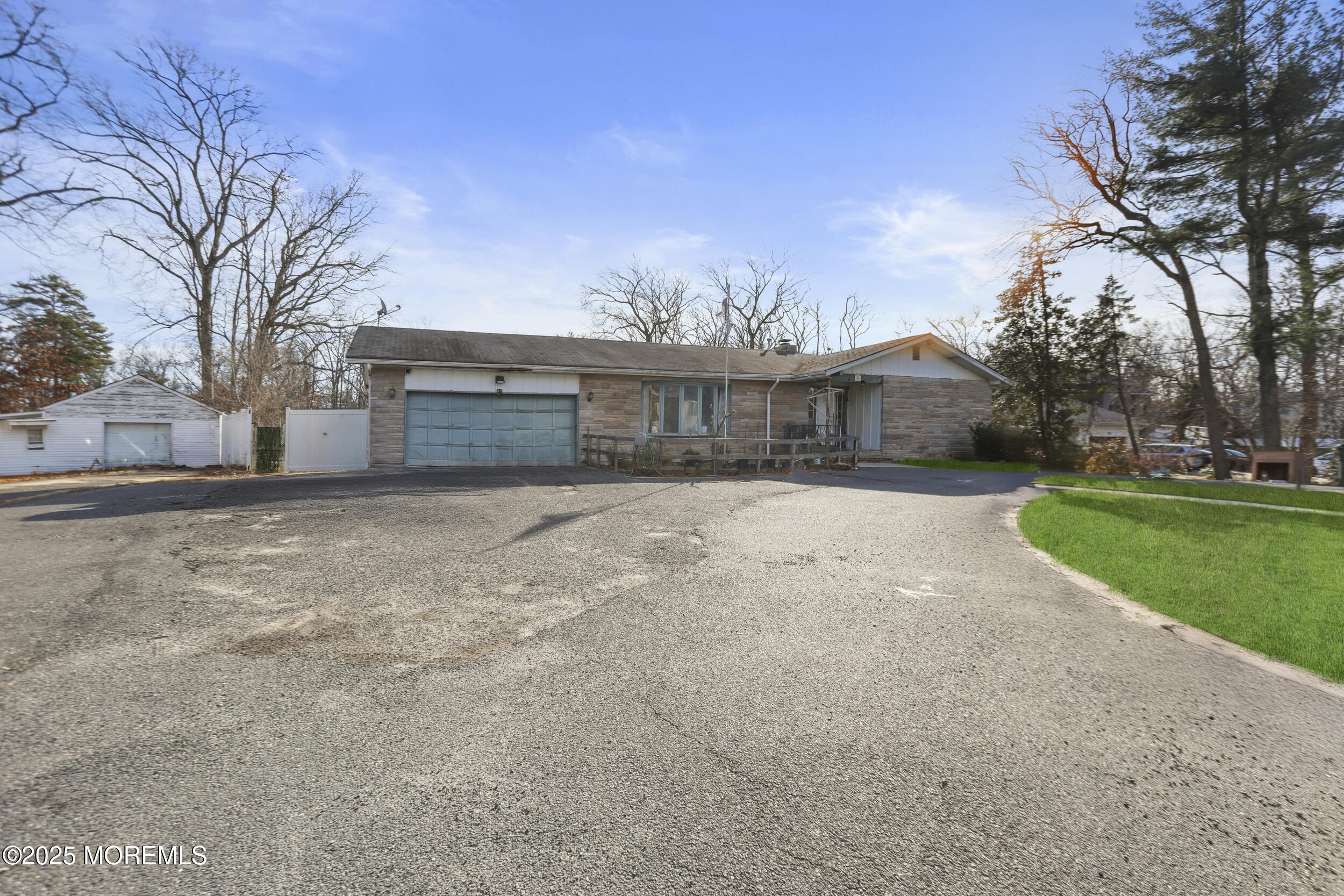 45 Pawnee Road Lakewood, NJ 08701 - Photo 3 of 5 img_8025 - Copy