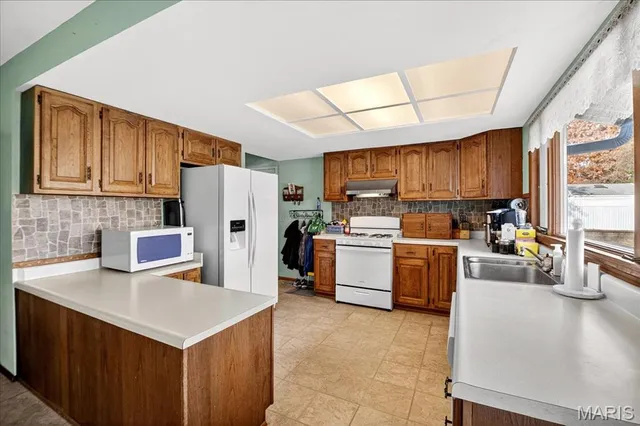 $199,900 | 1710 Kilmory Drive, Florissant, MO 63031