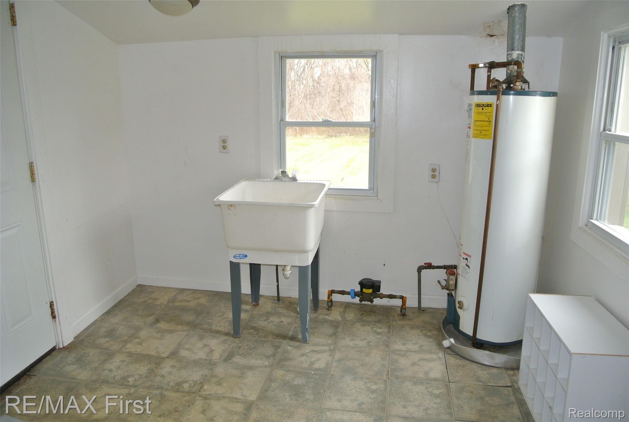 6955 Merriman Road Romulus, MI 48174 - Photo 23 of 23 DSC_1500.JPG