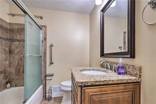 $5,500 | 6207 Moss Drive, Douglasville, GA 30135