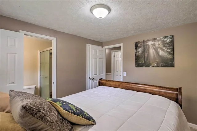 $5,500 | 6207 Moss Drive, Douglasville, GA 30135