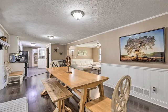 $5,500 | 6207 Moss Drive, Douglasville, GA 30135