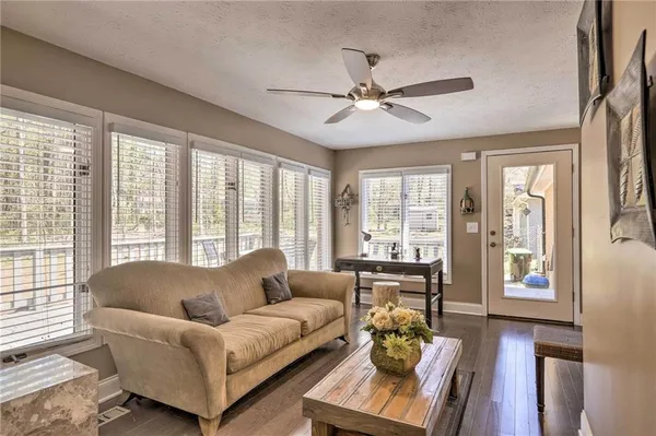 $5,500 | 6207 Moss Drive, Douglasville, GA 30135