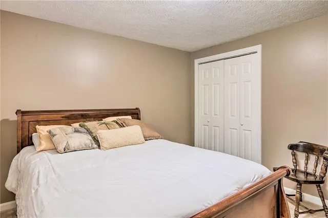 $5,500 | 6207 Moss Drive, Douglasville, GA 30135