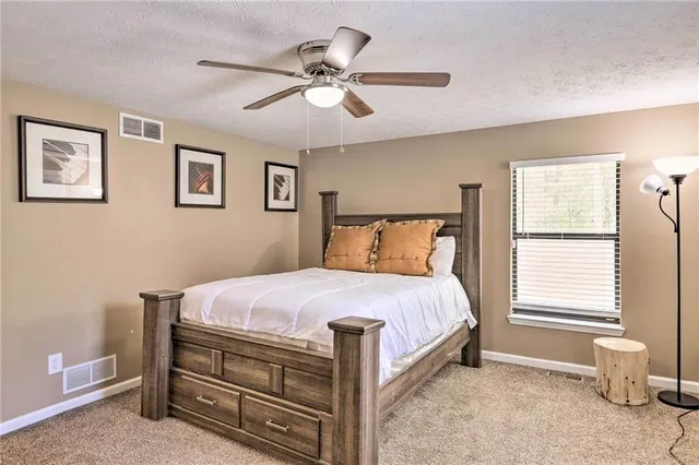 $5,500 | 6207 Moss Drive, Douglasville, GA 30135