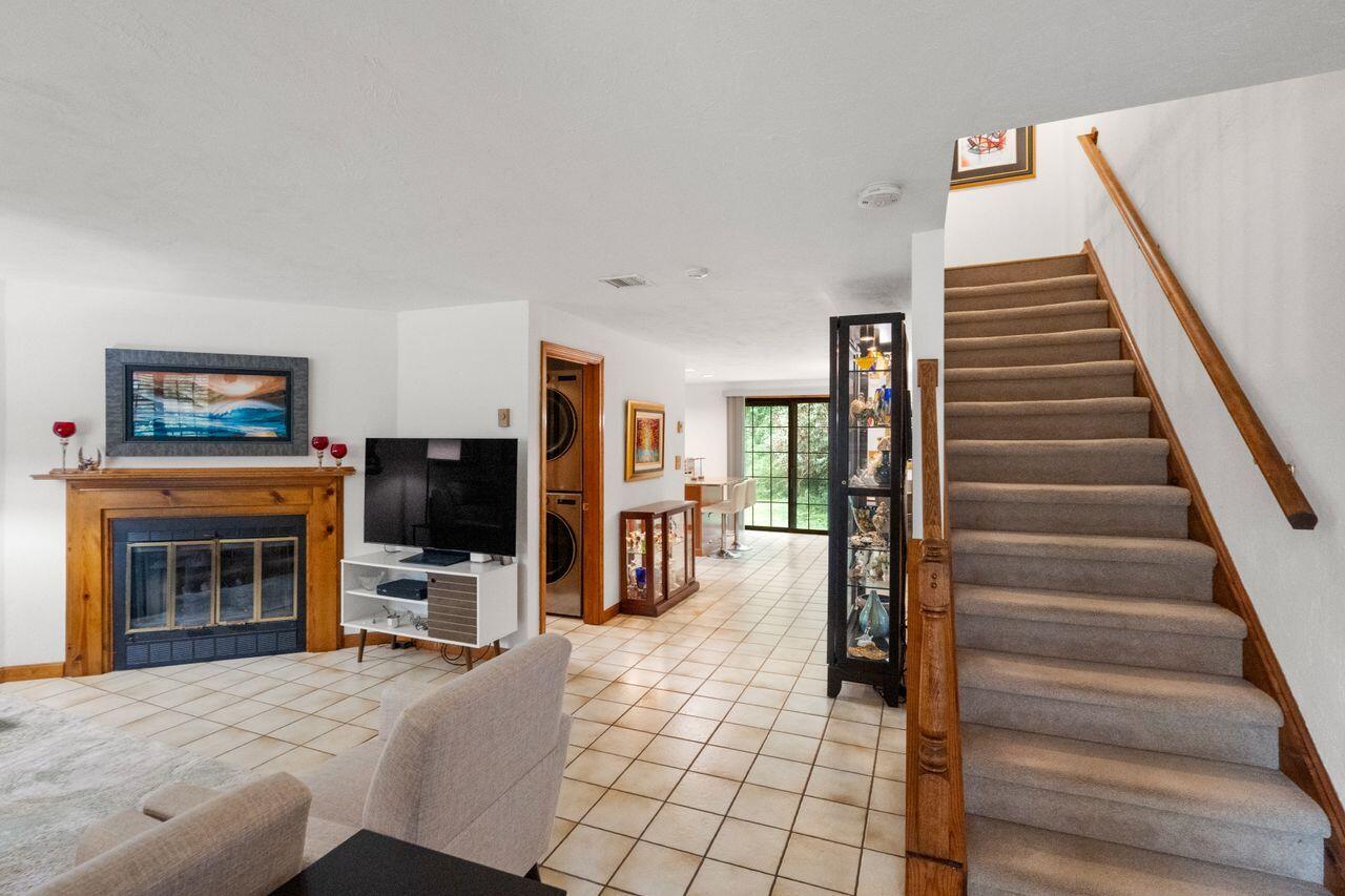 195 Falmouth Road, Unit 10A Mashpee, MA 02649 - Photo 14 of 33 Front Entrance