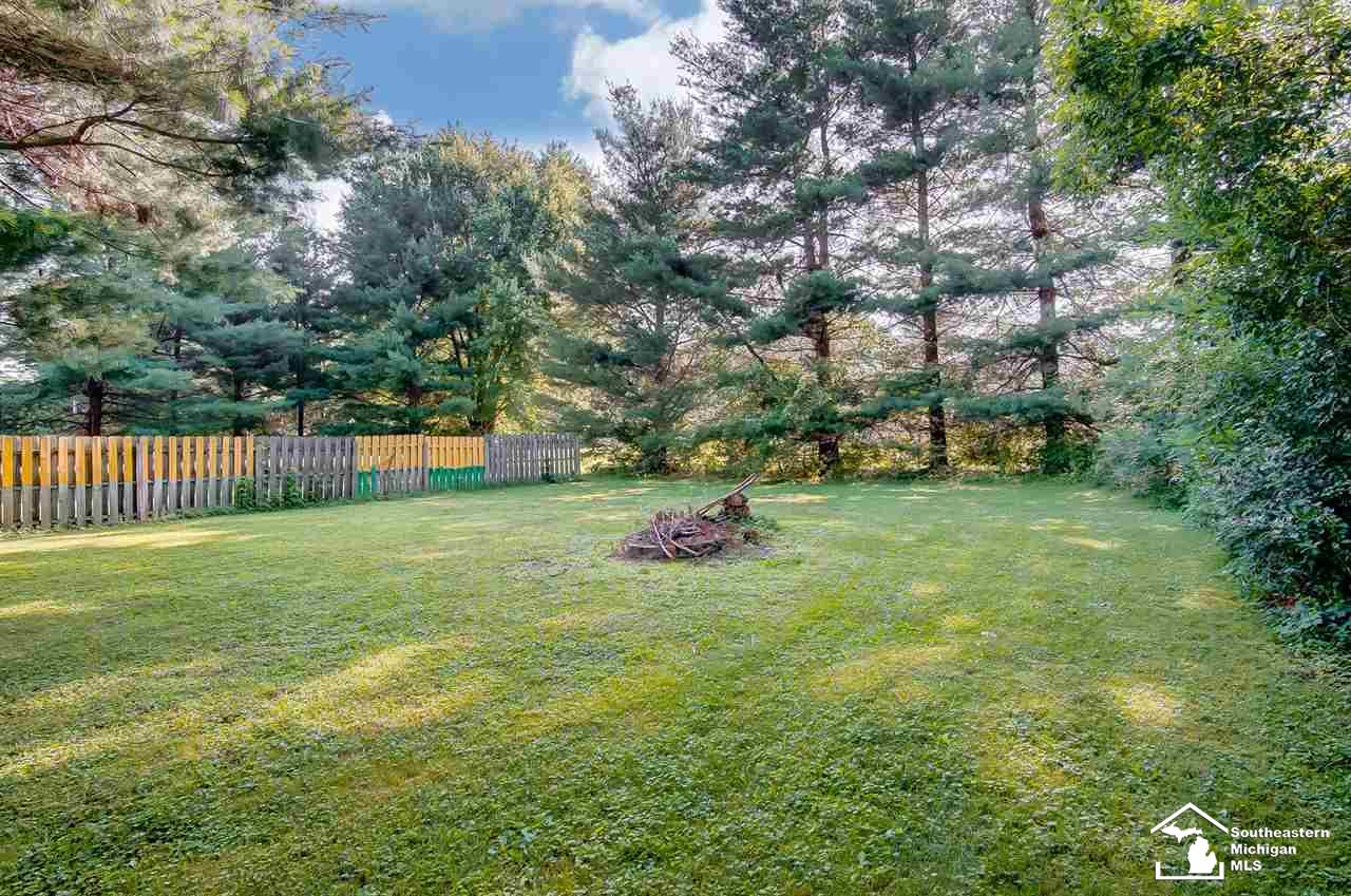 2447 West Erie Road Temperance, MI 48182 - Photo 8 of 29 Gallery Image 8