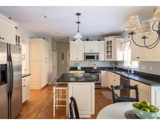 2 Applewood Road Norfolk, MA 02056 - Photo 11 of 30 Gallery Image 11