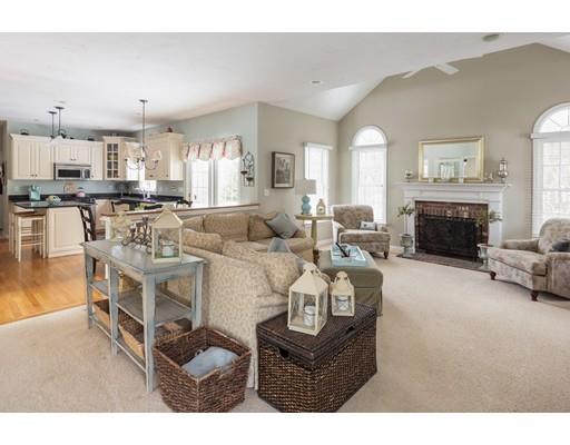 2 Applewood Road Norfolk, MA 02056 - Photo 12 of 30 Gallery Image 12
