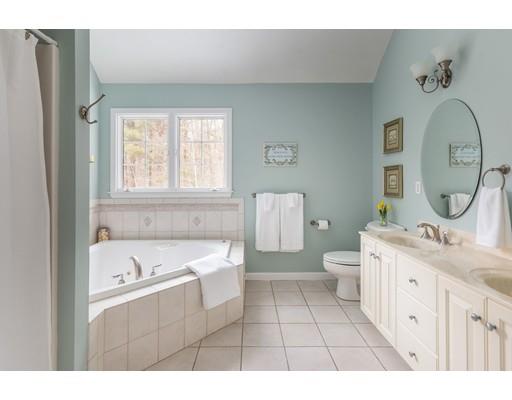 2 Applewood Road Norfolk, MA 02056 - Photo 25 of 30 Gallery Image 25