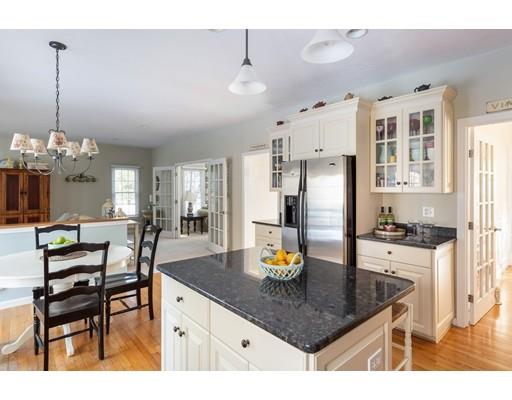 2 Applewood Road Norfolk, MA 02056 - Photo 9 of 30 Gallery Image 9