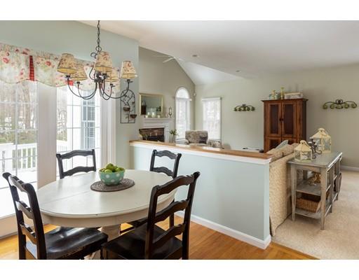 2 Applewood Road Norfolk, MA 02056 - Photo 10 of 30 Gallery Image 10