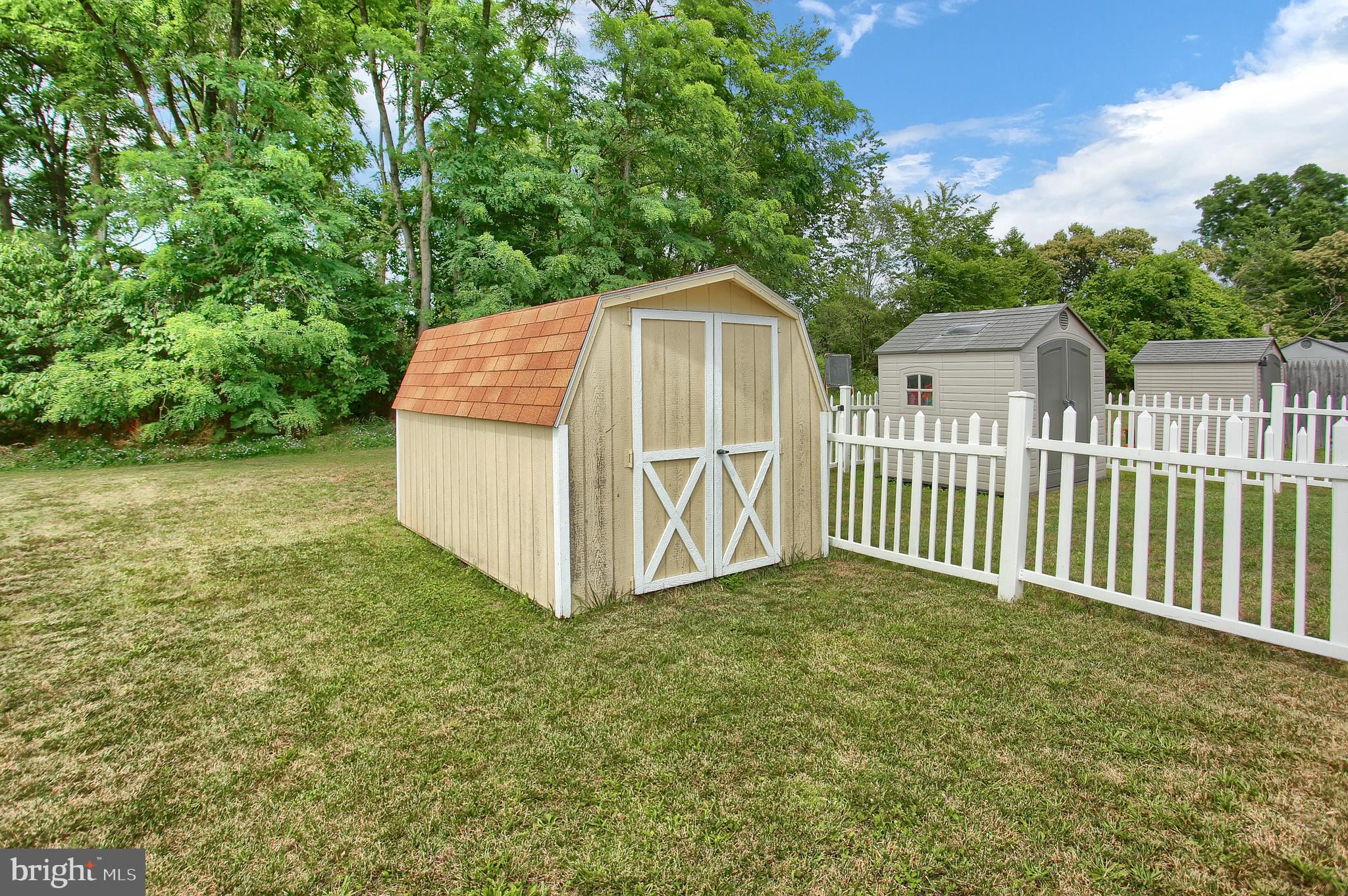 1039 Newville Road Carlisle, PA 17013 - Photo 12 of 35 Gallery Image 12
