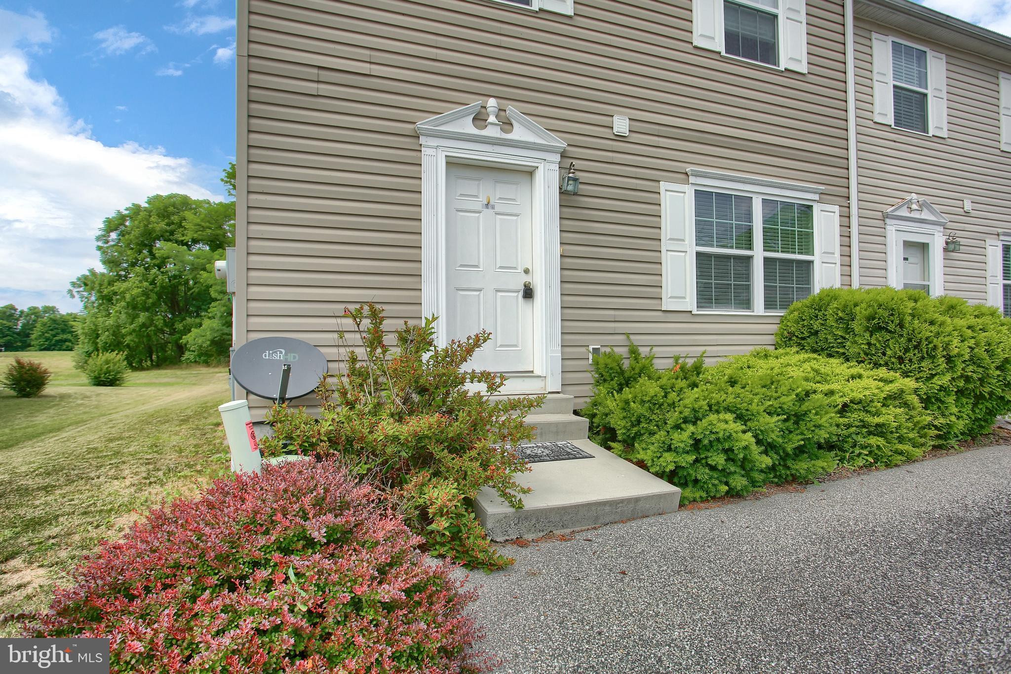 1039 Newville Road Carlisle, PA 17013 - Photo 4 of 35 Gallery Image 4
