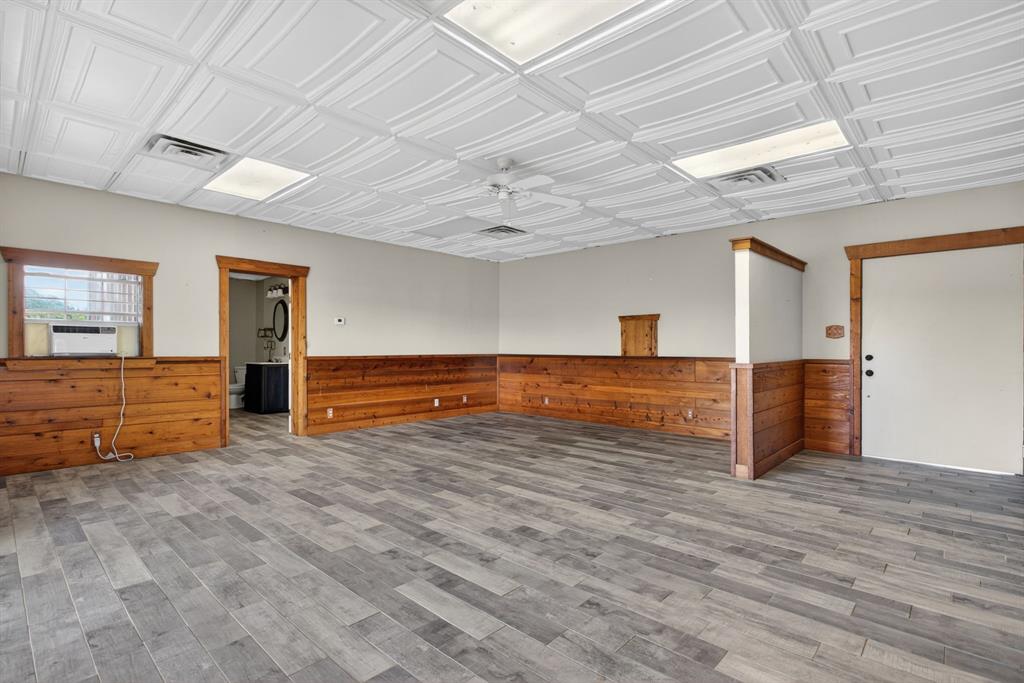 990 Doss Road Millsap, TX 76066 - Photo 34 of 39 a view of a livingroom with an empty space