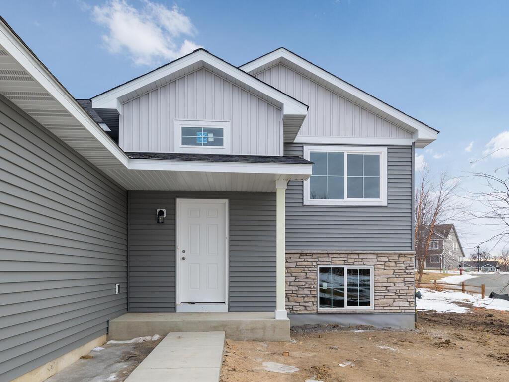 1301 Prairie Street Northwest Montgomery, MN 56069 - Photo 4 of 36