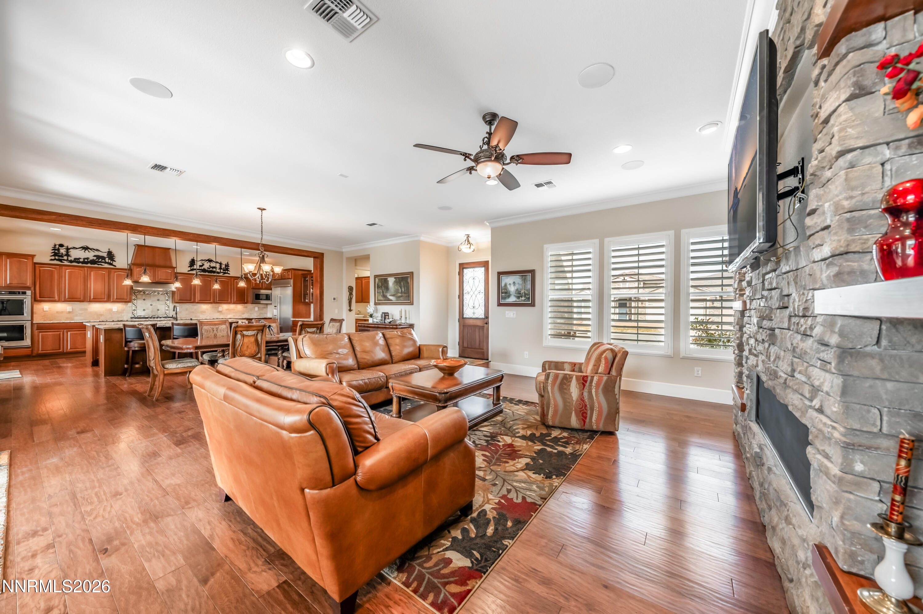 2170 Arpagos Lane Reno, NV 89521 - Photo 11 of 56 A-1025