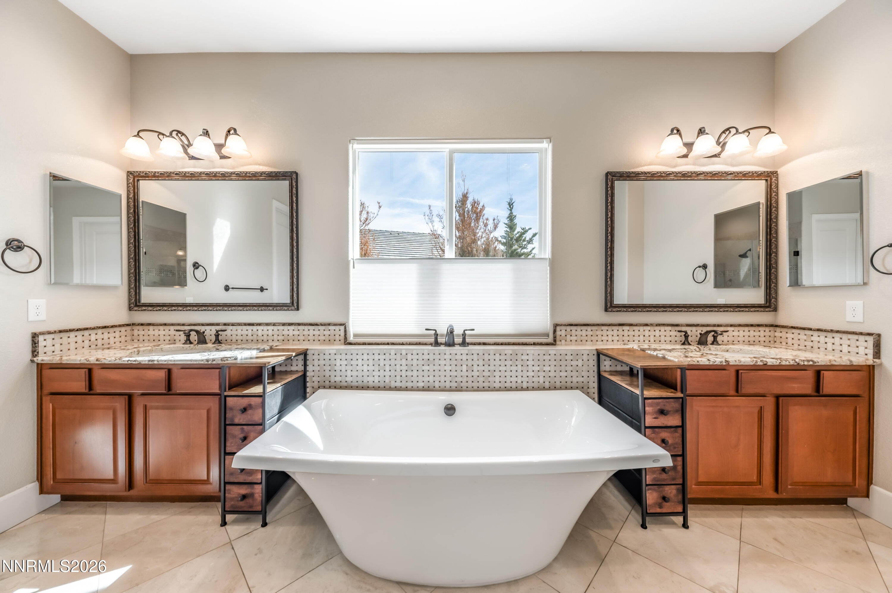2170 Arpagos Lane Reno, NV 89521 - Photo 27 of 56 A-1042