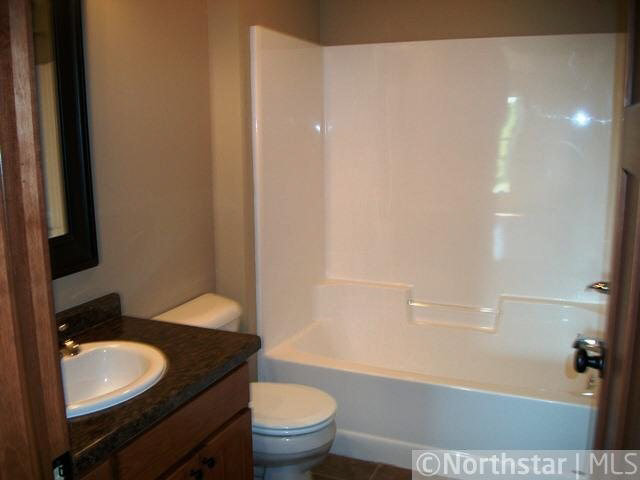 186 West Cemetery Road River Falls, WI 54022 - Photo 8 of 10 Gallery Image 8