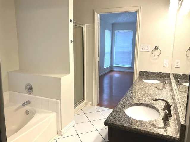 $2,100 | 6006 Team Court, Arlington, TX 76018