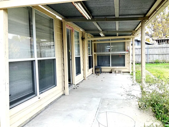 $2,100 | 6006 Team Court, Arlington, TX 76018