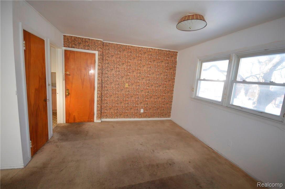 19186 Meyers Road Detroit, MI 48235 - Photo 14 of 19 12-19-16 099.JPG