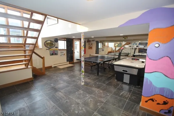 $999,000 | 3 Hillbrook Lane, Milford, NJ 08848