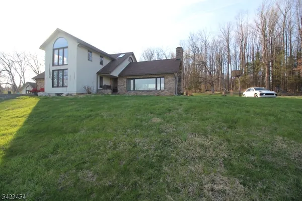 $999,000 | 3 Hillbrook Lane, Milford, NJ 08848