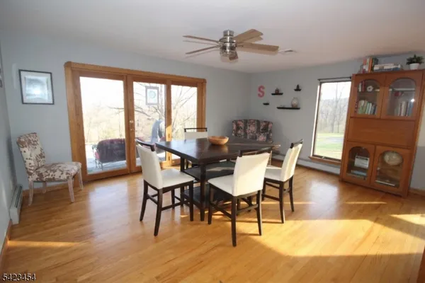 $999,000 | 3 Hillbrook Lane, Milford, NJ 08848