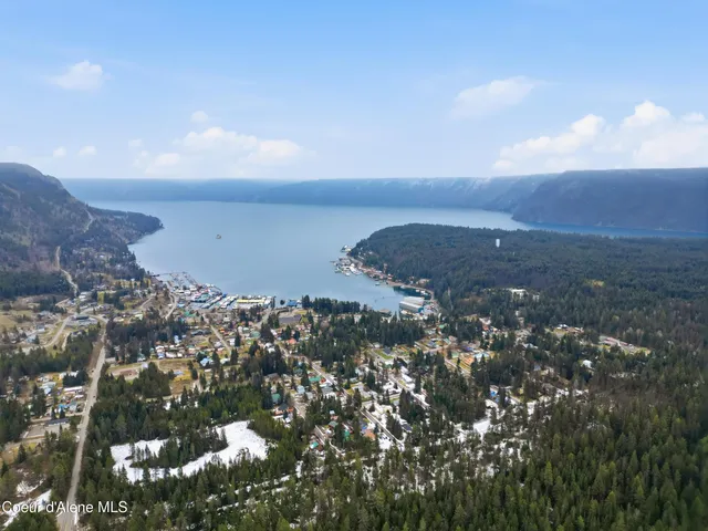 $465,000 | 16020 East 5th Street, Bayview, ID 83803