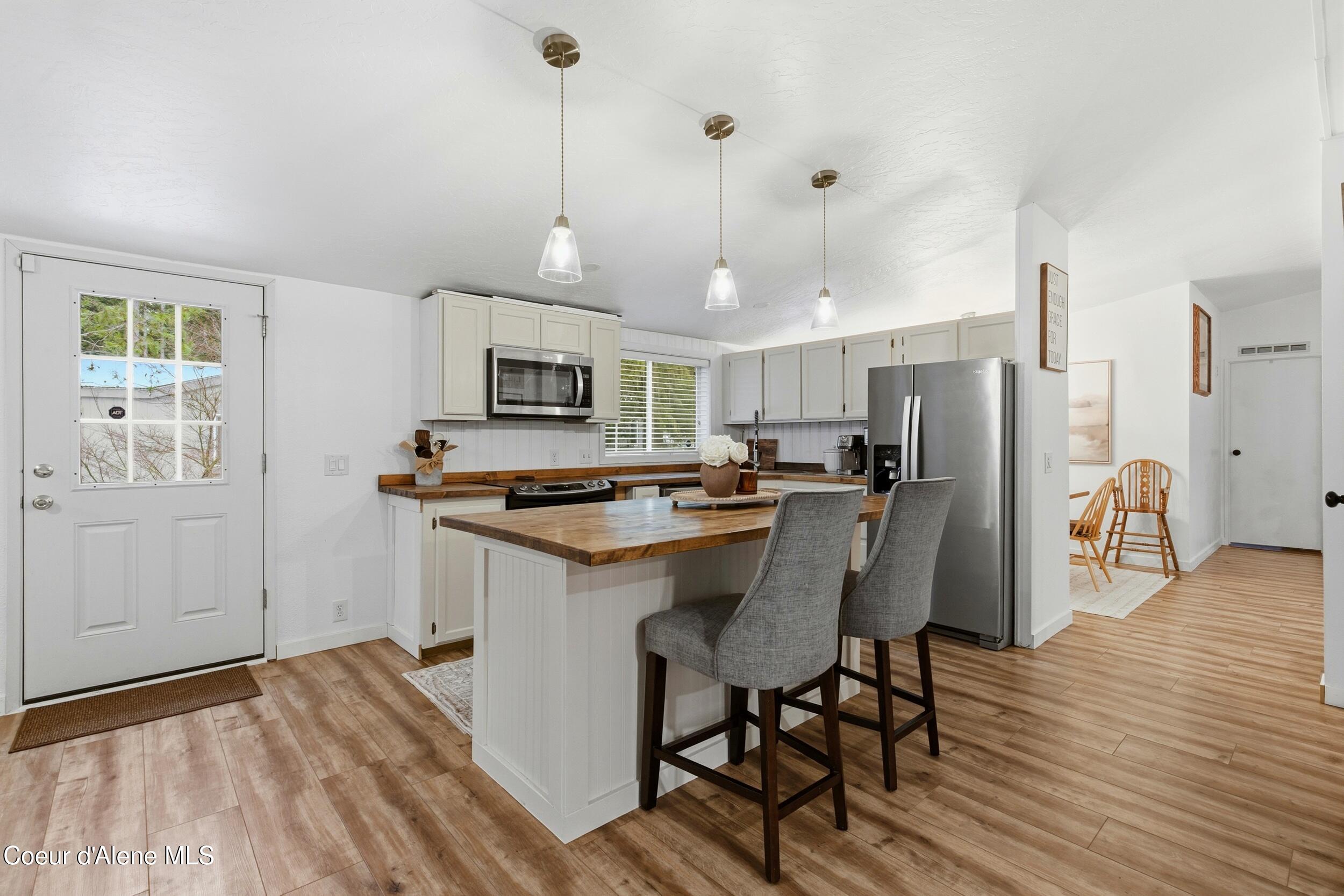 16020 East 5th Street Bayview, ID 83803 - Photo 8 of 21 34_img_9791