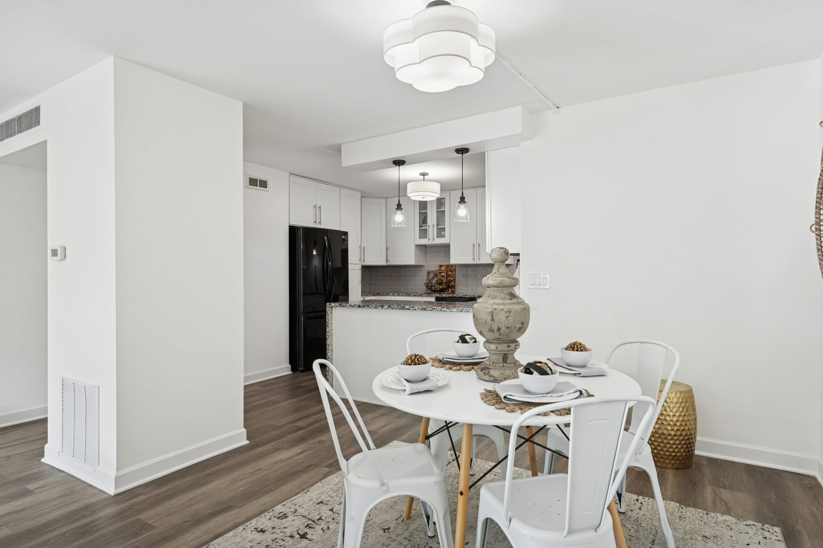 6033 North Sheridan Road, Unit 36G Chicago, IL 60660 - Photo 6 of 22