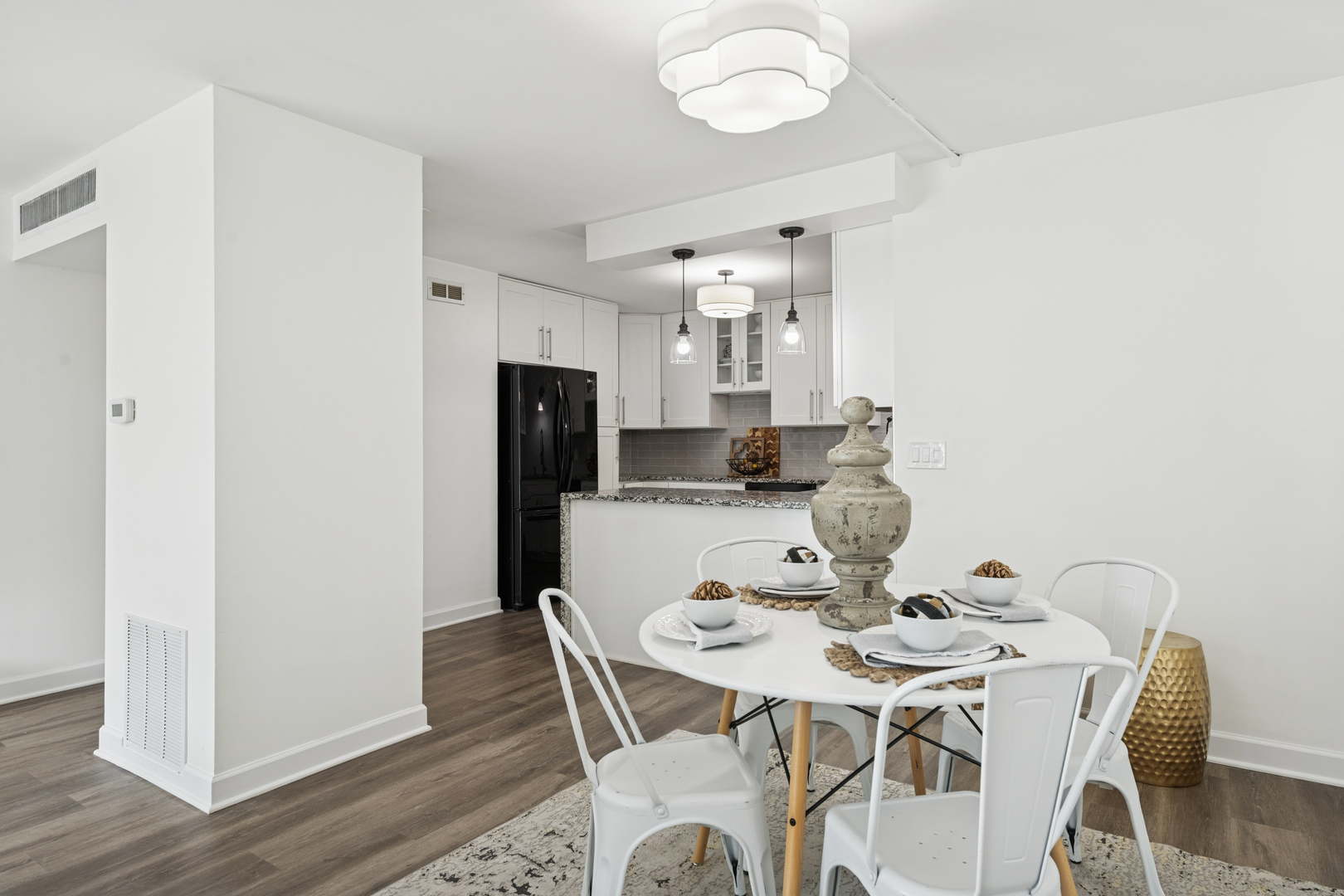 6033 North Sheridan Road, Unit 36G Chicago, IL 60660 - Photo 7 of 22