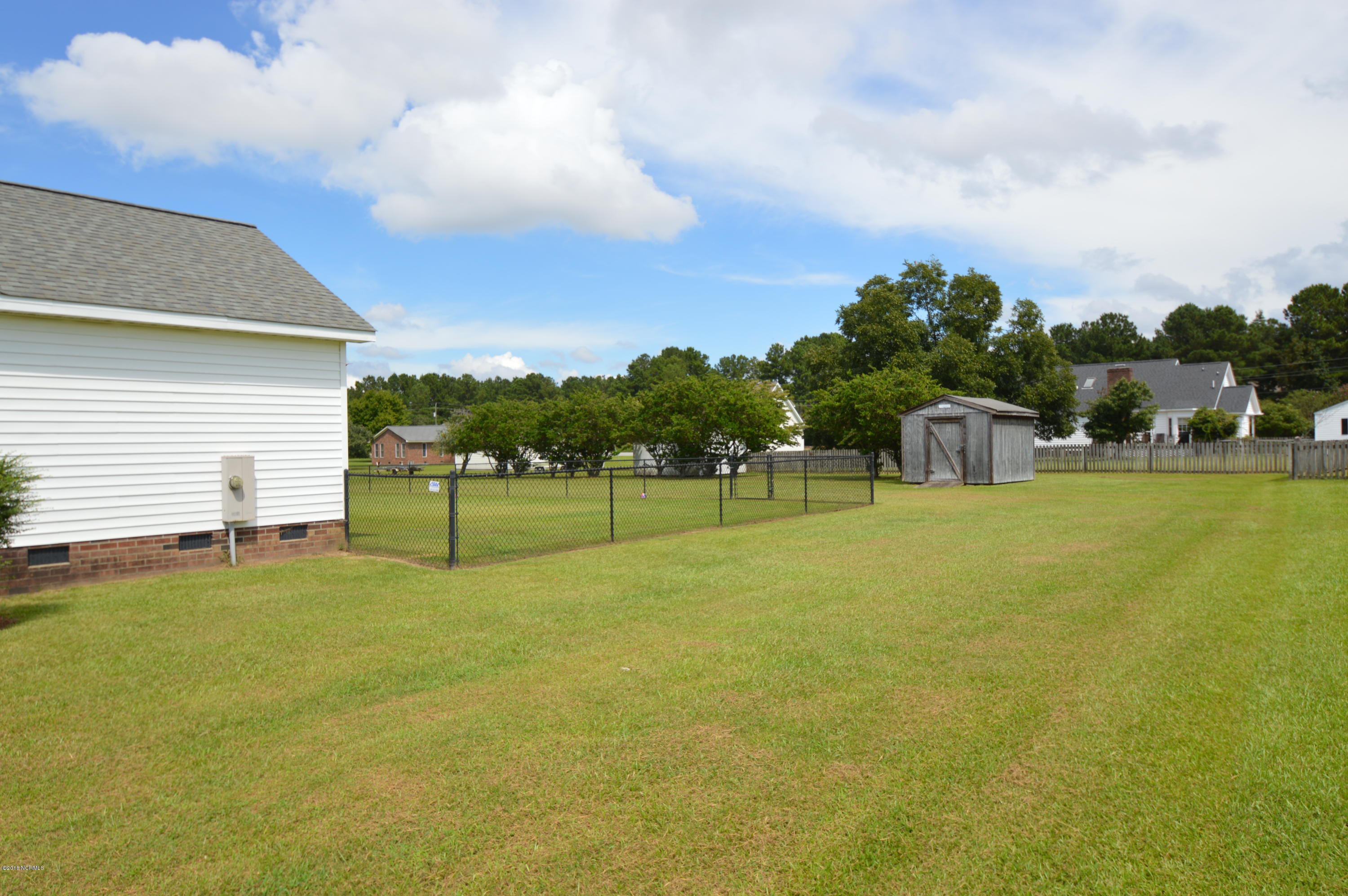 1213 White Hall Road Winterville, NC 28590 - Photo 4 of 26 4