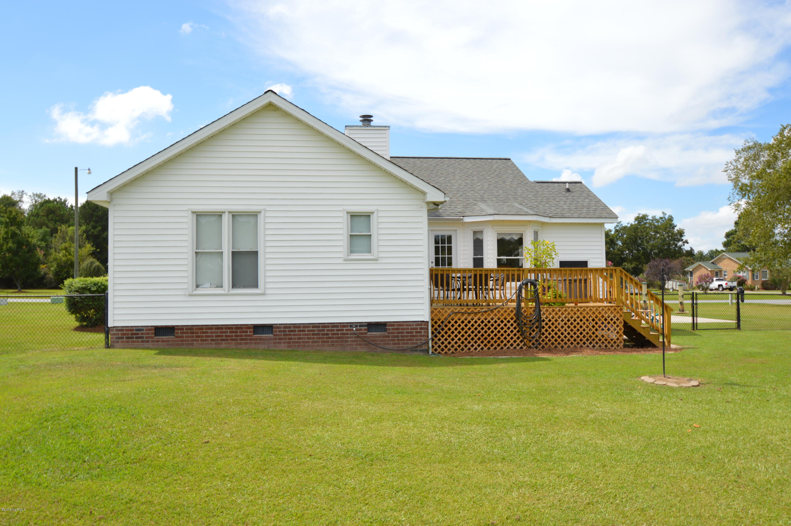 1213 White Hall Road Winterville, NC 28590 - Photo 7 of 26 7